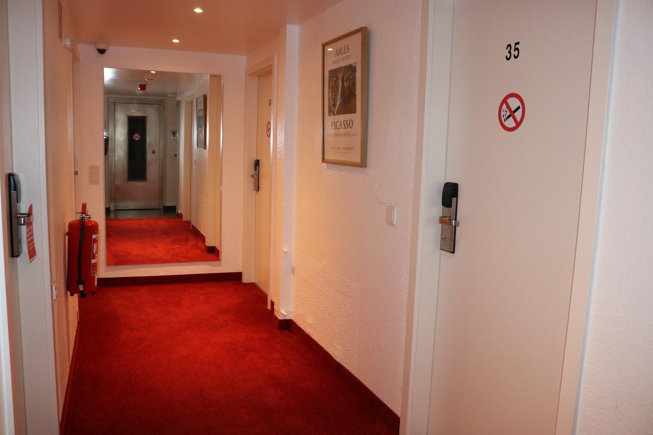 Hotel Paris Düsseldorf Exterior foto